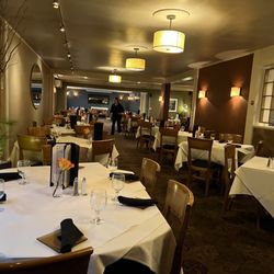 Macaluso's Restaurant & Cocktail Bar - The dining room