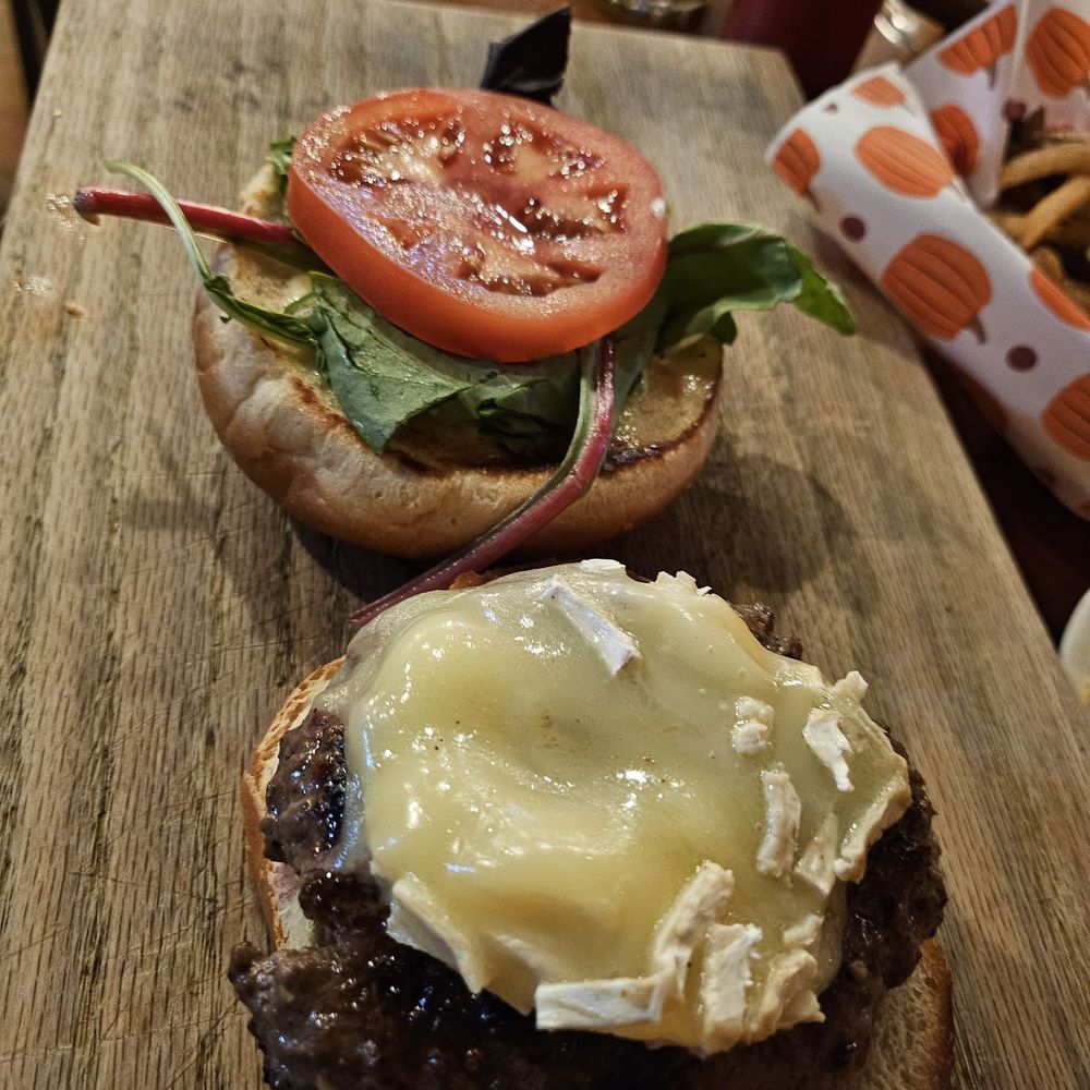 Game - Elk burger - Burgers Near Me - Louisville, Kentucky Game - Elk burger - Burgers Near Me - Louisville, Kentucky