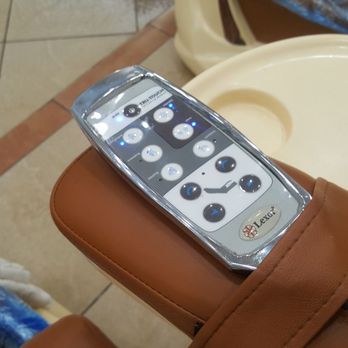 Happy Nails & Spa 4 - The attendant wants you to tell him inmediately to be reseated if your massage chair is not working. - Nail Salons Near Me - Lancaster, California Happy Nails & Spa 4 - The attendant wants you to tell him inmediately to be reseated if your massage chair is not working. - Nail Salons Near Me - Lancaster, California
