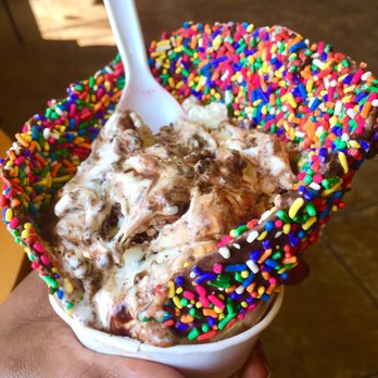 Cold Stone Creamery - Mmmmm.....cake batter ice cream with brownie bites on a waffle cone. Yummmmmy! - Ice Cream & Frozen Yogurt Near Me - Mishawaka, Indiana