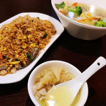 Szechwan Kitchen - Egg fried rice, wonton in clear soup. Pot of hot green Tea - Asian Fusion Near Me - Covina, California Szechwan Kitchen - Egg fried rice, wonton in clear soup. Pot of hot green Tea - Asian Fusion Near Me - Covina, California