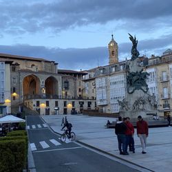 Plaza de la Virgen Blanca