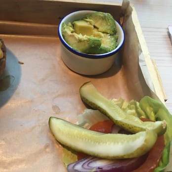 Hearts - Even put hot sauce on the avocado. Tasted awesome - Cocktail Bars Near Me - Stockholm, Alberta