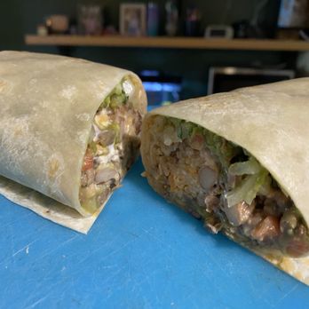 Taqueria Quintonil - Asada burrito - Food Trucks Near Me - Happy Valley, Oregon Taqueria Quintonil - Asada burrito - Food Trucks Near Me - Happy Valley, Oregon