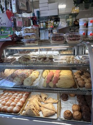 Hermanos Bakery by null