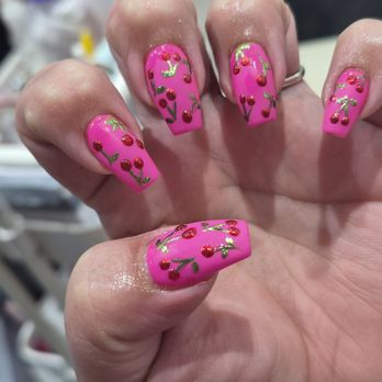 Fendii Nails & Spa - Nail Salons Near Me - Spokane Valley, Washington