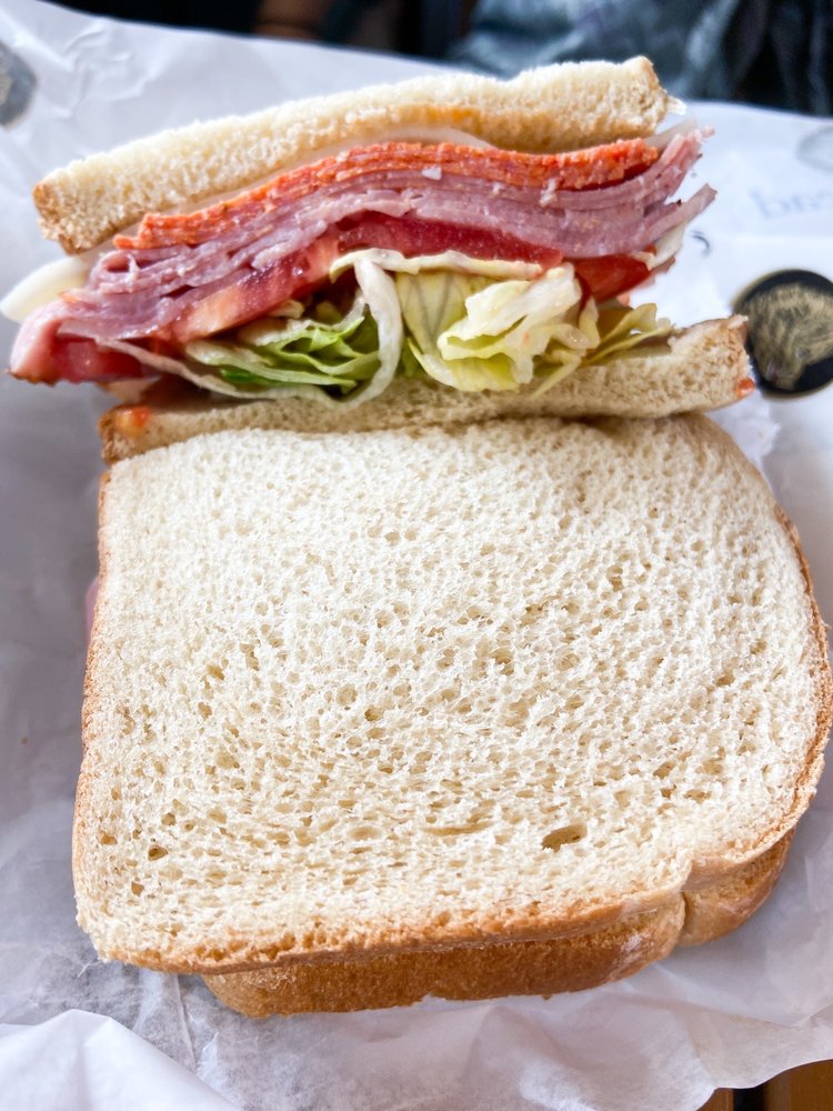 JOHNNIE’S FRESH MEAT MARKET Updated July 2024 12 Photos 800 Smith