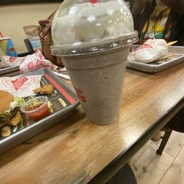 OREO Cookies & Cream Milkshake