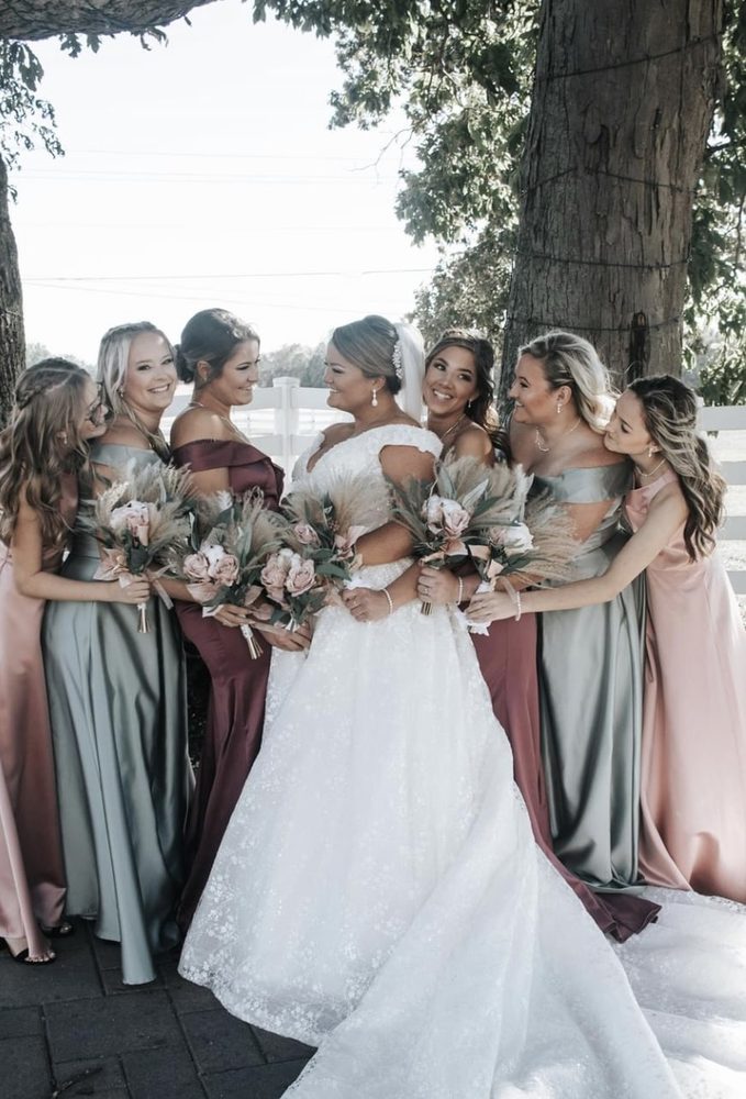 THE CARRIAGE HOUSE OF YORKTOWN Request Information 10510 W Jackson