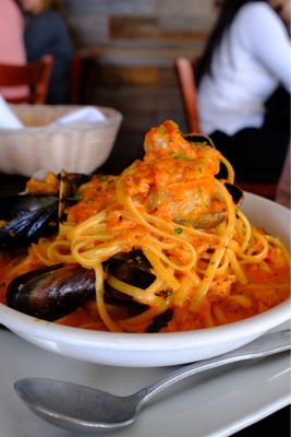 Ada’s Fish House by null