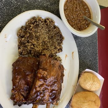 Duffy's Diner - Ribs, baked beans and dirty rice were delicious - Delis Near Me - New Iberia, Louisiana