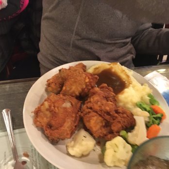 Pine Country Restaurant - Fried Chicken Dinner - Breakfast & Brunch Near Me - Williams, Arizona Pine Country Restaurant - Fried Chicken Dinner - Breakfast & Brunch Near Me - Williams, Arizona