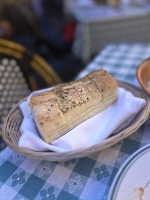 Tony & Elaine's by null