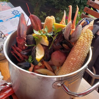 Phillips Seafood - Clam bake - Seafood Near Me - Baltimore, Maryland Phillips Seafood - Clam bake - Seafood Near Me - Baltimore, Maryland