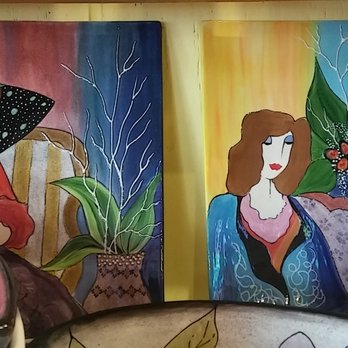 Artcentric Ceramic Painting Studio - I love this type of design on plates for your wall - Art Classes Near Me - Benicia, California Artcentric Ceramic Painting Studio - I love this type of design on plates for your wall - Art Classes Near Me - Benicia, California