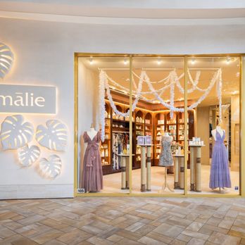 Mālie - Luxury boutique in Waikiki's International Market Place for beauty products and beautiful clothing. - Women's Clothing Near Me - Honolulu, Hawaii Mālie - Luxury boutique in Waikiki's International Market Place for beauty products and beautiful clothing. - Women's Clothing Near Me - Honolulu, Hawaii