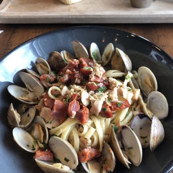 Paddlefish - Linguine and clams - Seafood Near Me - Orlando, Florida