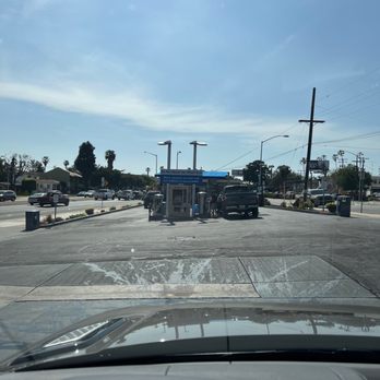 Pacific Beach Car Wash - Car Wash Near Me - San Diego, California