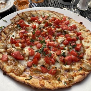Salute - Flatbread - Italian Near Me - Hartford, Connecticut Salute - Flatbread - Italian Near Me - Hartford, Connecticut