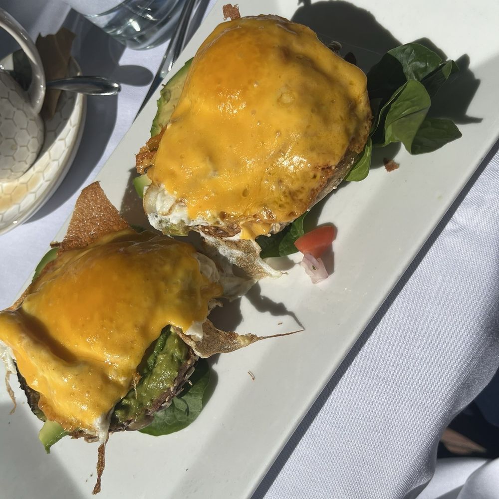 75 Main - Avocado Toast - New American Near Me - Southampton, New York