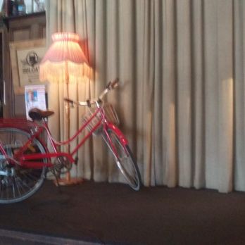 The Local Taphouse - Stage - Bars Near Me - St Kilda East, VIC