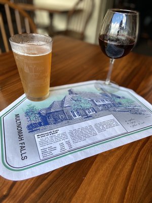 Multnomah Falls Lodge by null