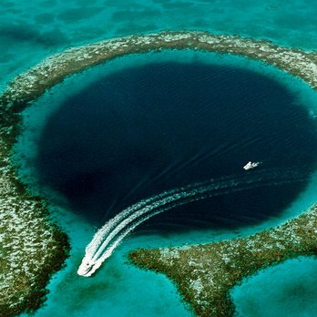 Group Cruise Discounts - Dive the Great Blue Hole off Belize - Travel Agents Near Me