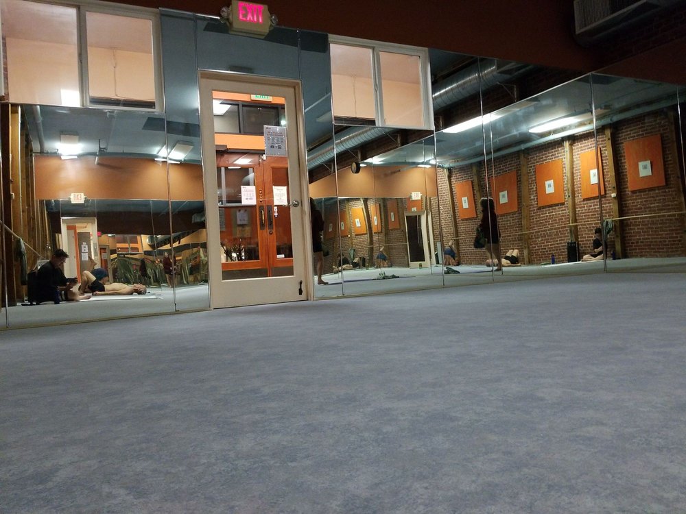 EL CERRITO YOGA CLOSED Updated August 2024 142 Reviews 10078