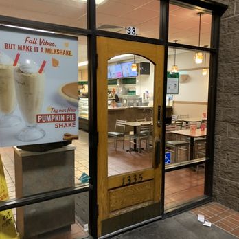 Nation's Giant Hamburgers - Front door - Burgers Near Me - San Leandro, California Nation's Giant Hamburgers - Front door - Burgers Near Me - San Leandro, California