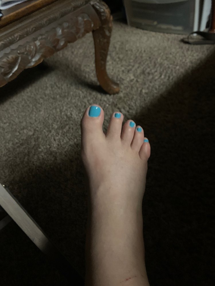 CRYSTAL NAILS Updated October 2024 18 Photos & 30 Reviews 2032 Nut Tree Rd, Vacaville