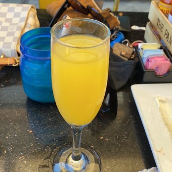 The Pan - Bottomless mimosas to keep you happy. - Pizza Near Me - Long Beach, California The Pan - Bottomless mimosas to keep you happy. - Pizza Near Me - Long Beach, California