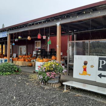 Phils Farm Market - Phil's Farm Market - Pumpkin Patches Near Me - Sherwood, Oregon