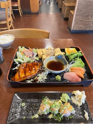 Sushi Maru by null