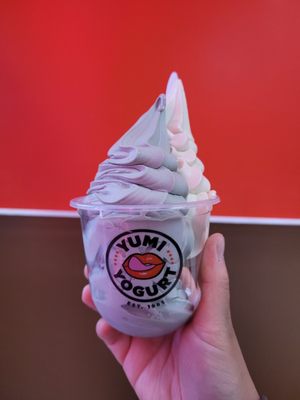 Yumi Yogurt by null