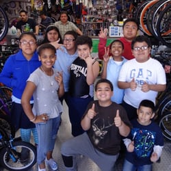 Bushwick Bicycles - Class 5-307 from P.S. 106 Visiting the Shop