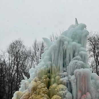 Veal's Ice Tree - Local Flavor Near Me - Indianapolis, Indiana Veal's Ice Tree - Local Flavor Near Me - Indianapolis, Indiana