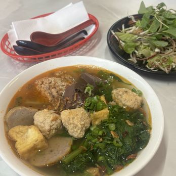 Bap’s Kitchen - canh bún - Food Court Near Me - Garden Grove, California
