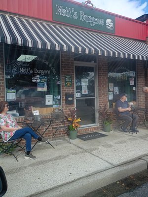 Matt's Burgers by null