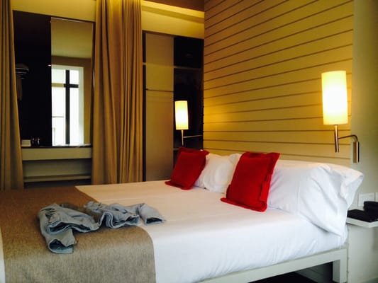 Hotel Miró by null