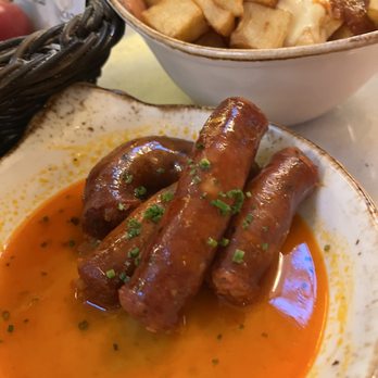 El Nacional - Chorizo sausages in a wine sauce: reccommend! - Seafood Near Me - Barcelona, B