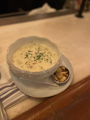 Pearl and Mary Oyster Bar by null