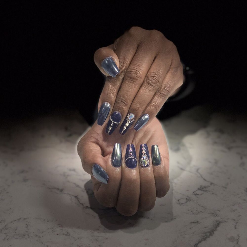 Nail Addicts - Nail Salons Near Me - Clinton Township, Michigan
