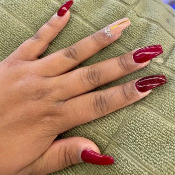 Queen Nails Spa - Nail Salons Near Me - Montebello, California