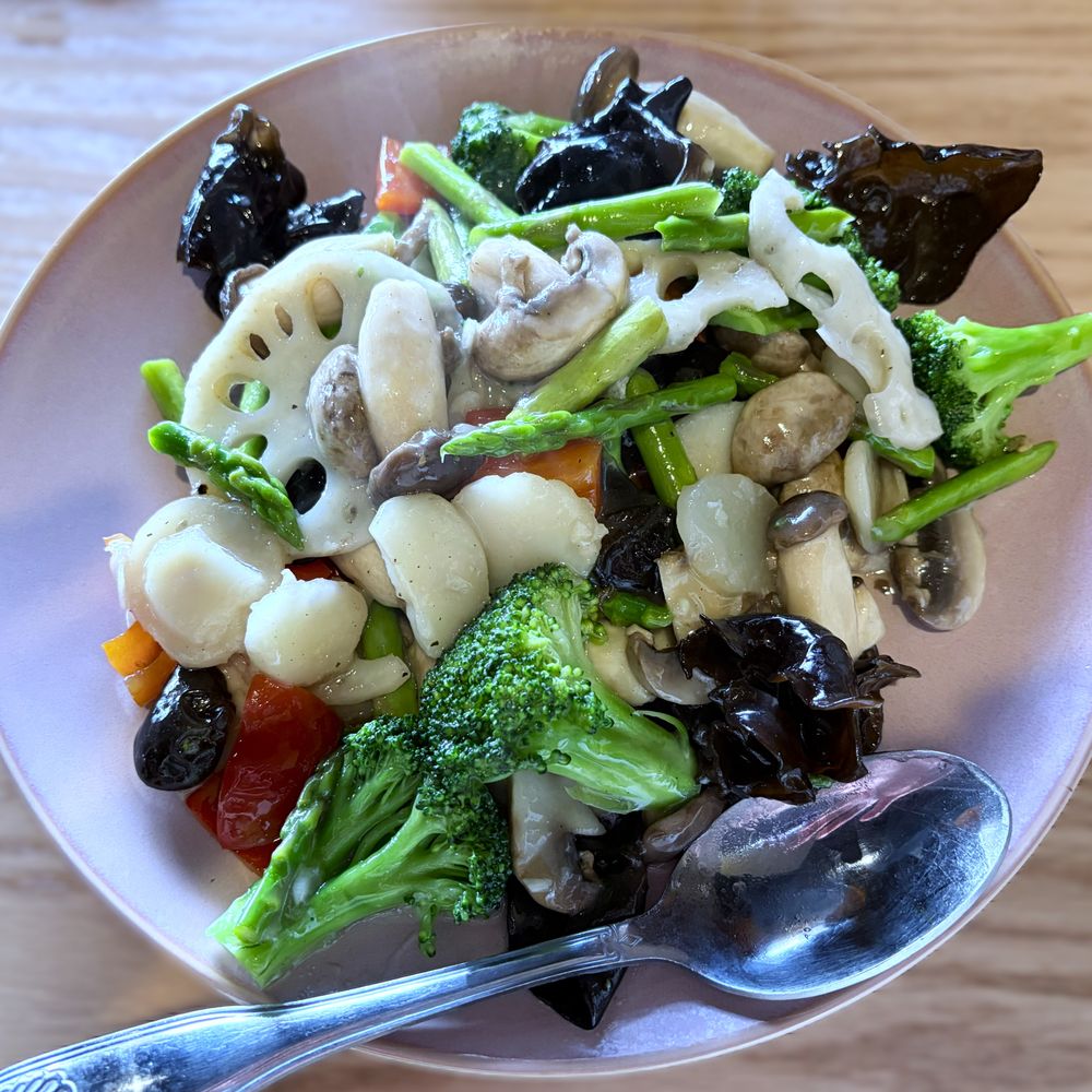 Chef Liu's Kitchen - stir fried vegetables - Szechuan Near Me - Aurora, Colorado Chef Liu's Kitchen - stir fried vegetables - Szechuan Near Me - Aurora, Colorado
