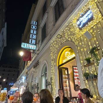 il nuovo faro - Outside dining - Italian Near Me
