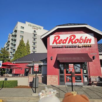 Red Robin - Outside - Burgers Near Me - Federal Way, Washington Red Robin - Outside - Burgers Near Me - Federal Way, Washington