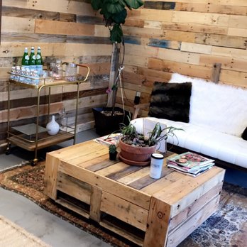 hello lashfab - Waiting area - Eyelash Service Near Me - Elk Grove, California
