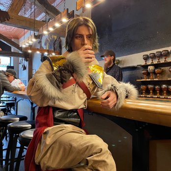 Arktos Meadery - Wine Tasting Room Near Me - Grand Rapids, Michigan