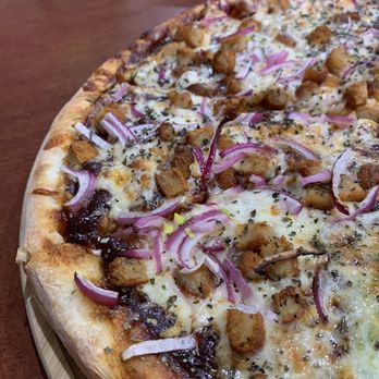 Brami's Kosher Pizza - BBQ chicken with onions (which I requested to hold and had to remove myself). But it was delicious. - Pizza Near Me - Reseda, California
