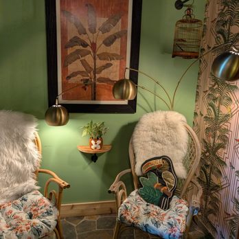 Thai Pop - Seating area while waiting / photo ops - Thai Near Me - Rochester, Minnesota